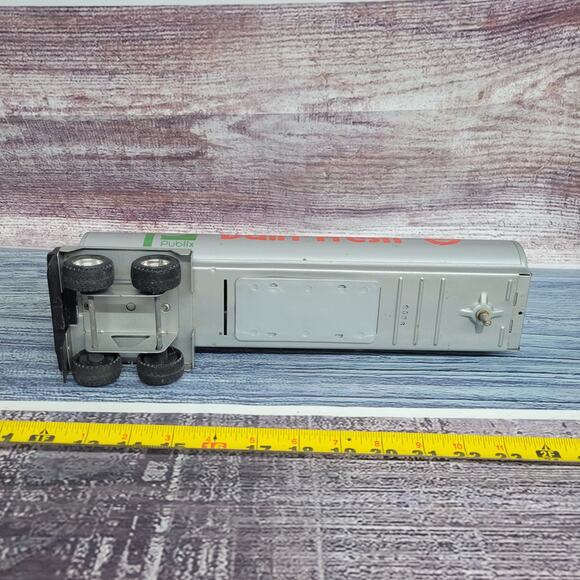 Ertl Pressed Steel Publix milk tanker trailer gray and red - Picture 13 of 16